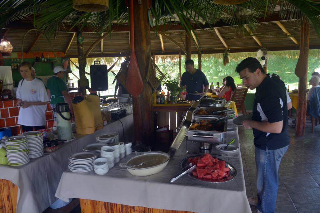 Amazon Turtle Lodge Careiro Luaran gambar